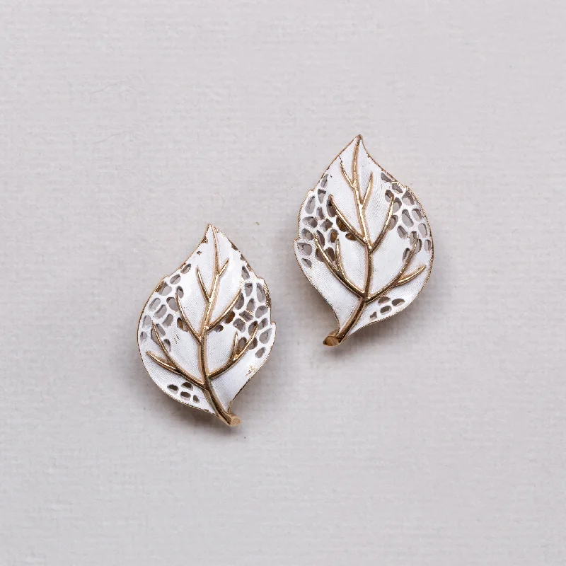 Vintage Trifari Cut-out Leaf Clip-on Earrings