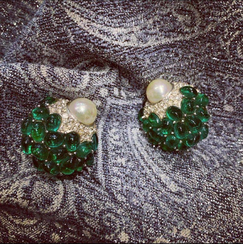 Boucher emerald pearl clip earrings