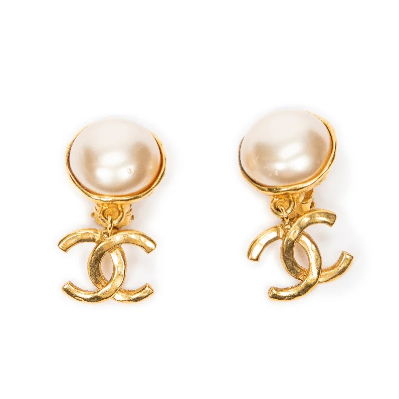 CC Dangle Pearl Clip On Earrings