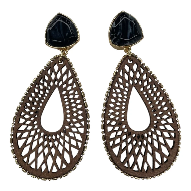 Earrings Clip By Clothes Mentor In Brown