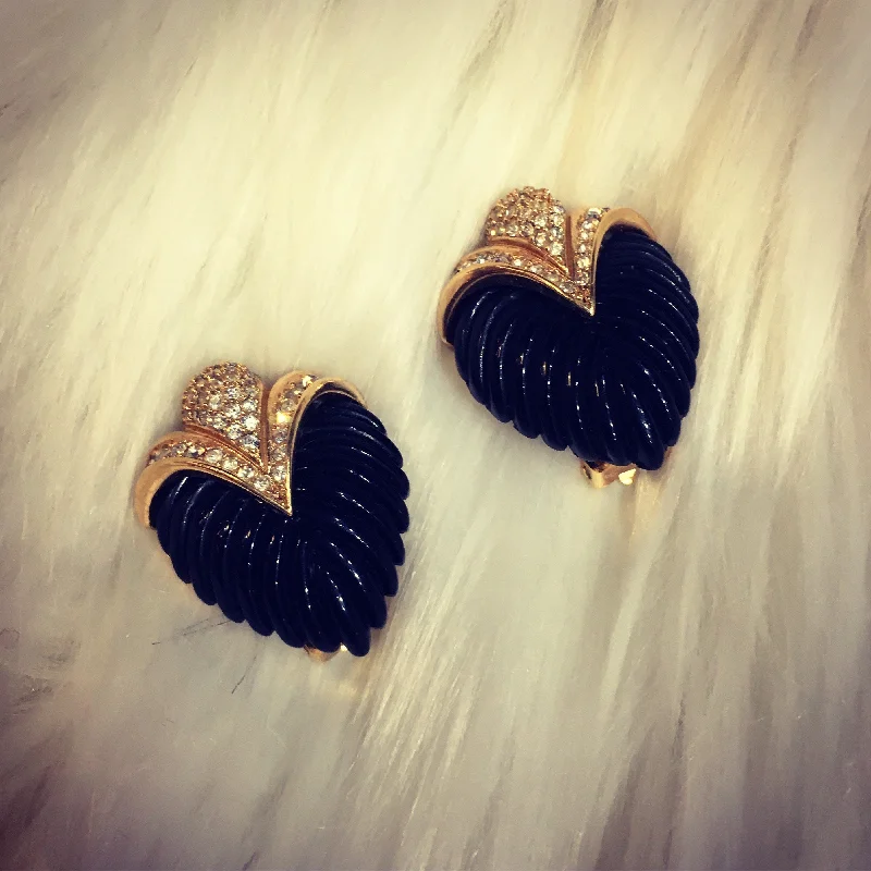 Grosse Earrings Black Heart Clip on Vintage