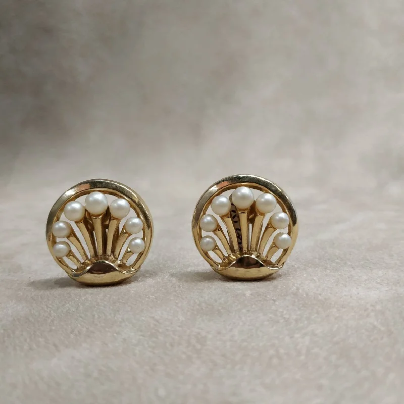 Trifari Vintage Pearl Earrings Clip On  Gold