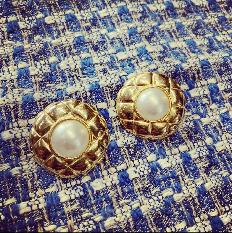 Vintage Gold Pearl Quilted Earrings Clip On