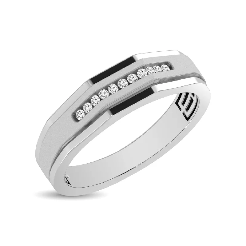 10K White Gold Mens 1/4 CTW Diamond Band