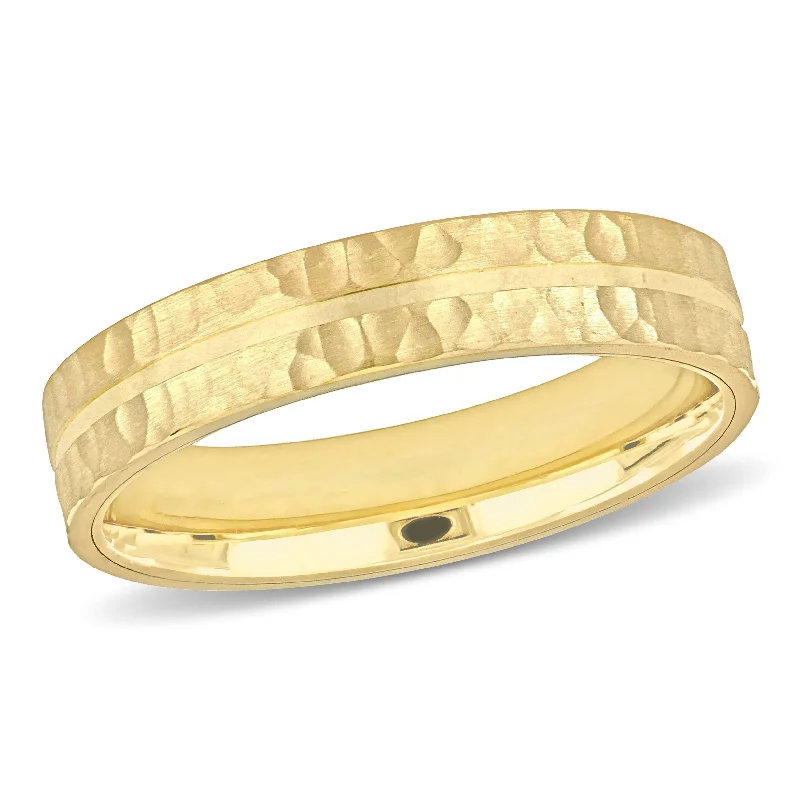 Miadora 6 mm Mens Split Hammered Finish Wedding Band in 14k Yellow Gold